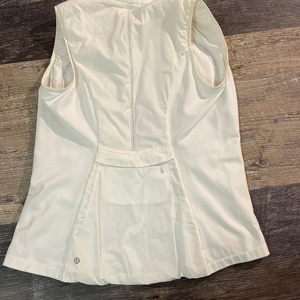 Lululemon women’s Vest